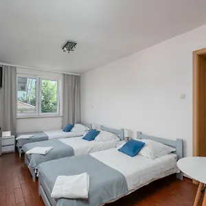 Guest house Sleeply Zlotniki, Wroclaw